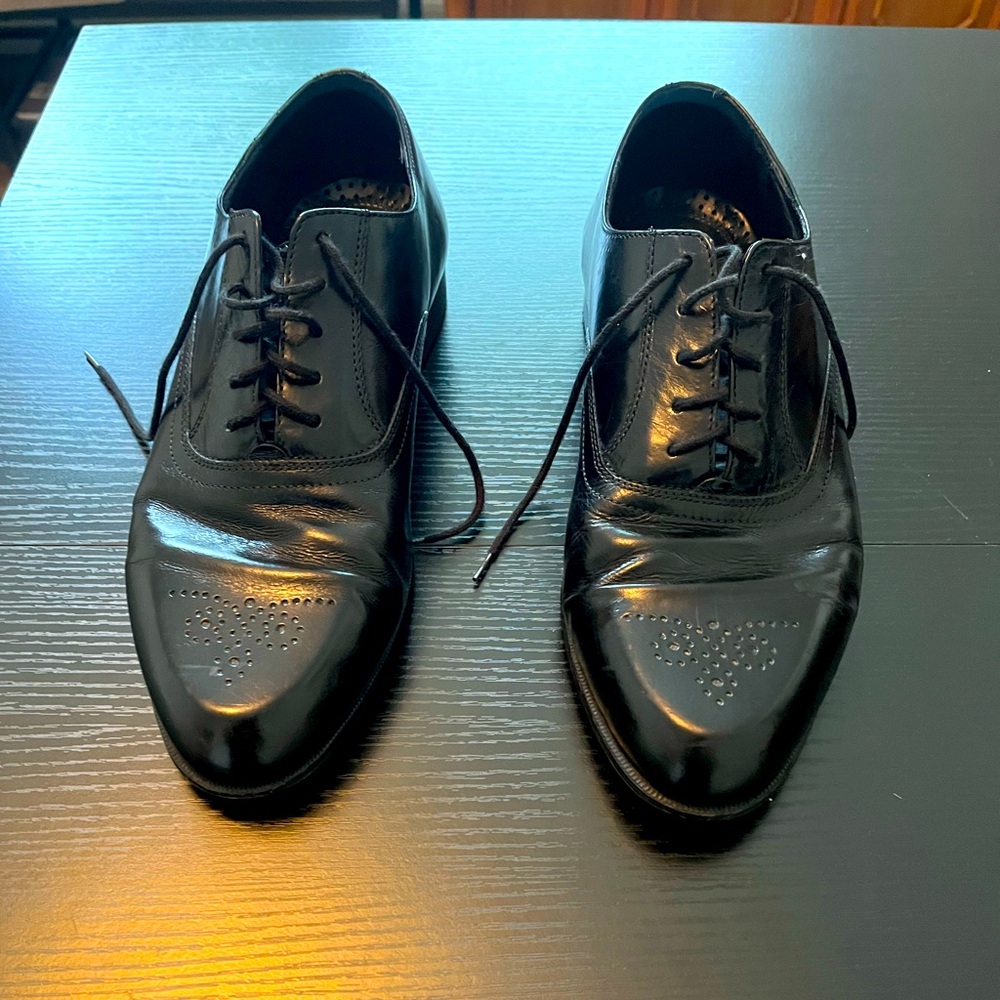 Classic Black Men's Dress Shoes